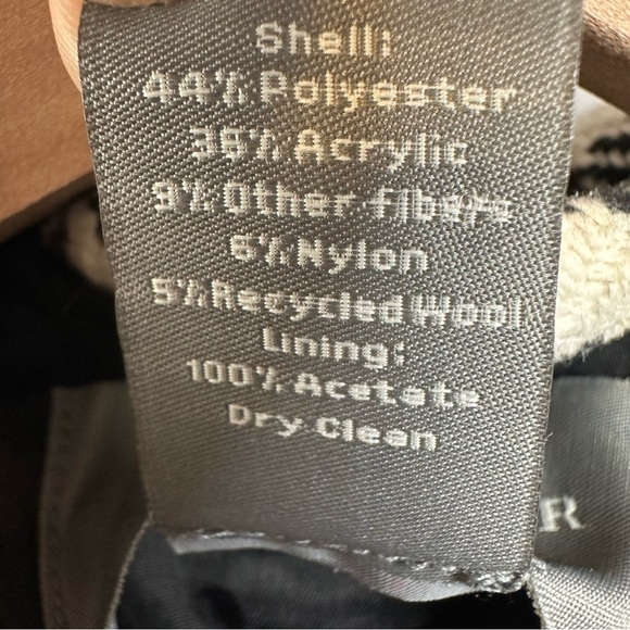 Ann Taylor Black and White Plaid Women's Coat size 4 - Picture 5 of 7